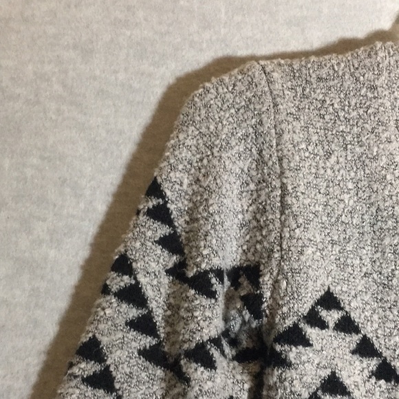 NO BOUNDARIES Aztec Tribal Southwest Boho Cozy Warm Cuddly  Long Line Cardigan - Picture 6 of 16